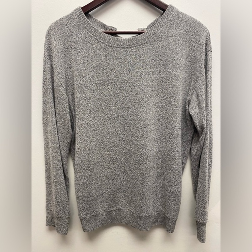 4 for $25 🤍 Revamped Lace-Up Back Knit Sweater 🤍 Large